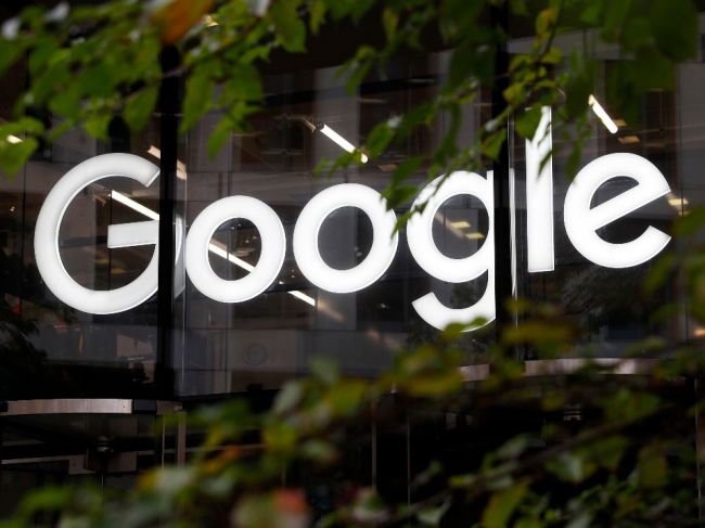 Google zakáže reklamy na obsah týkajúci sa konšpiračných teórií o pandémii