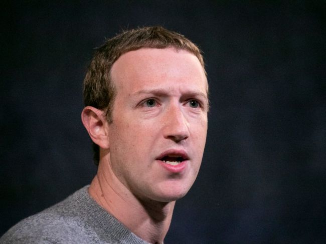 Šéf Facebooku poprel, že má dohodu s Trumpom o vzájomnej ochrane záujmov