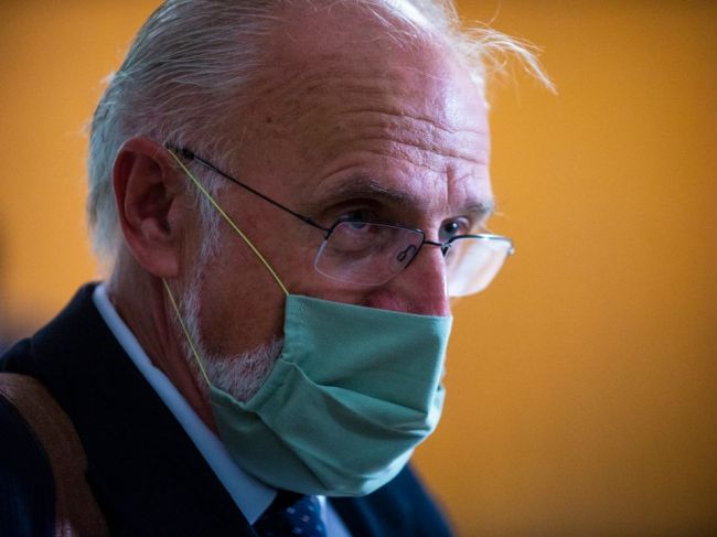 Mičovského premiér zatiaľ nepresvedčil, Krajniak sa chce o tom ešte baviť