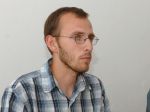 Pri dopravnej nehode zahynul štátny tajomník MK SR V. Dolinay