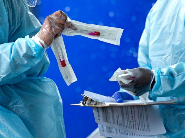Počet nových prípadov koronavírusu je oproti včerajšku takmer dvojnásobný