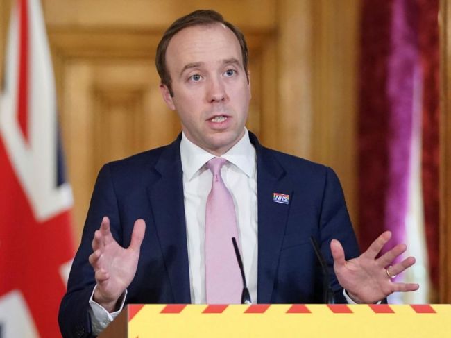Británia sa obáva druhej vlny pandémie v Európe; nebude váhať s karanténou