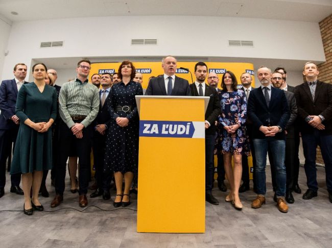 Za ľudí bude o týždeň voliť predsedu, kandidujú zatiaľ Remišová a Kollár