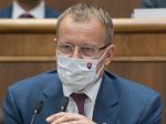 Smer-SD a Dobrá voľba poukázali na zmluvu medzi štátom a firmou predsedu NR SR