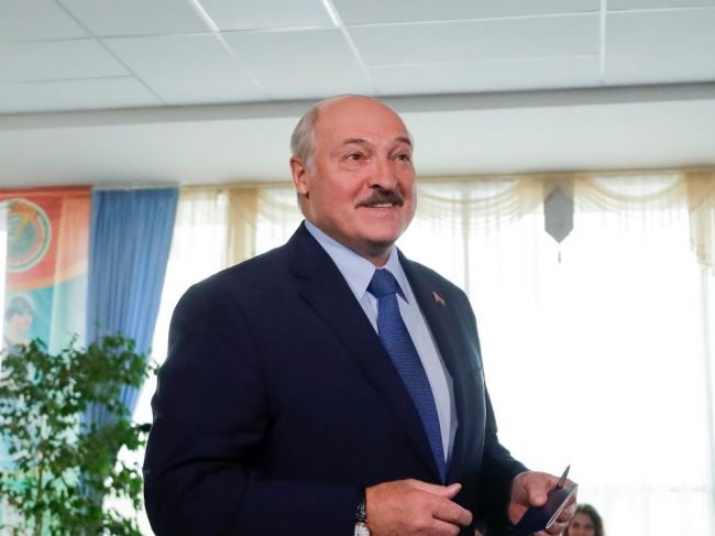 Prezidentské voľby v Bielorusku vyhral Lukašenko