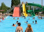 V pondelok v dôsledku horúčav skolabovali desiatky ľudí