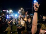 Polícia v pondelok počas protestov v Bielorusku zadržala viac ako 2000 ľudí