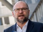 Zmluvy medzi Tiposom a poradcom Eduarda Hegera sú hanbou, tvrdí Sulík