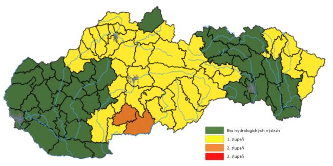 Vo viacerých okresoch Slovenska sa môžu vyskytnúť povodne