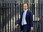 Británia chce zvýšiť počet testov a odhaľovať bezpríznakových nakazených