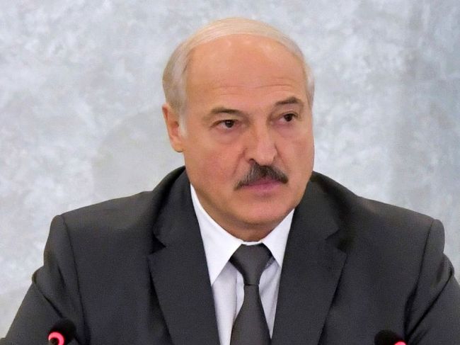 Lukašenko nariadil vláde, aby zabránila ďalším protestom