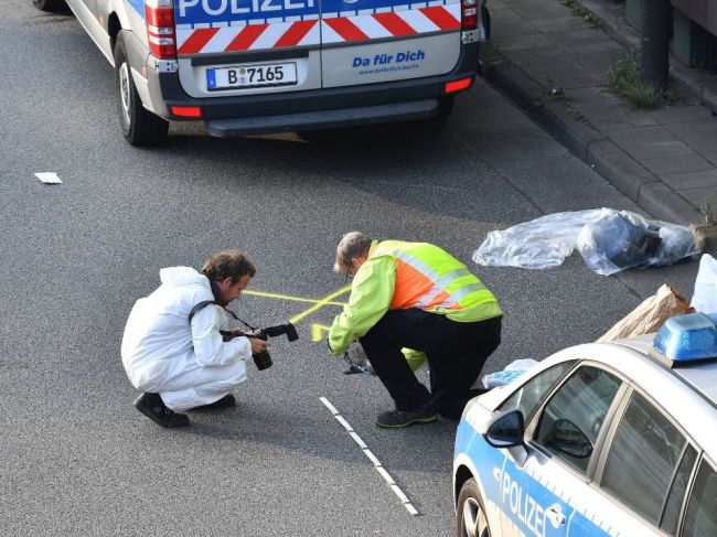 Podozrivého z útoku na vozidlá v Berlíne dali do starostlivosti psychiatrov