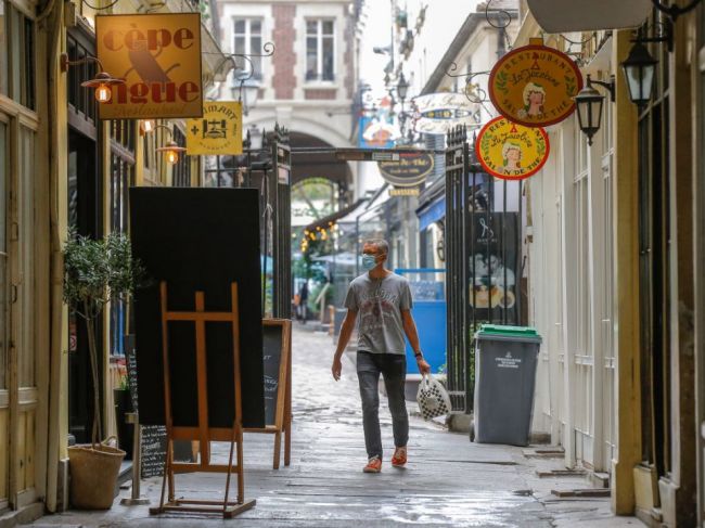 Francúzsko zaznamenalo 4771 nových prípadov nákazy koronavírusom