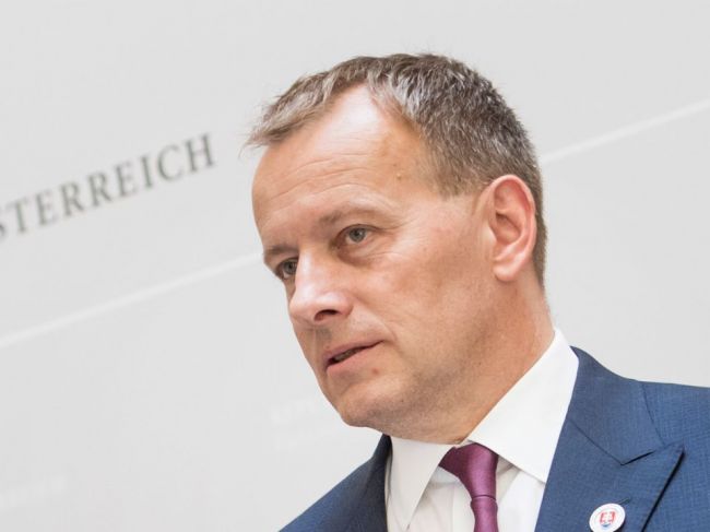 Podľa Kollára sa belgické orgány vyhovárali, žiada vyšetriť úmrtie Slováka