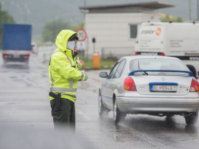 Pri prejazde cez Rakúsko je potrebné nové tlačivo o tranzite