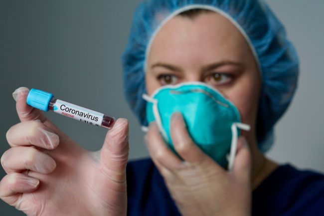 Zamestnankyňa primátora Pezinka mala pozitívny test na koronavírus