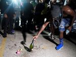 Polícia v súvislosti s úmrtiami v meste Kenosha zatkla 17-ročného mladíka