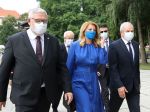 Oslavy SNP rušila skupina protestujúcich, podľa Stanislava Mičeva sú hanbou