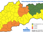 SHMÚ: Búrky a vysoké teploty potrápia Slovensko aj v nedeľu, platia výstrahy