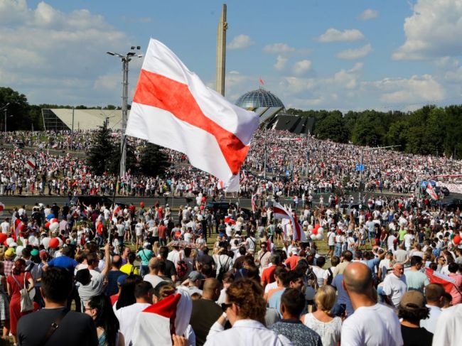Bielorusko tvrdí, že v krajine došlo k pokusu o prevrat