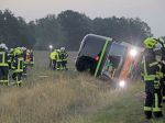 Pri nehode autobusu z Prahy do Hamburgu sa zranilo 31 ľudí