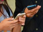 COVID-19: Systém EÚ prepojí národné mobilné aplikácie na sledovanie kontaktov