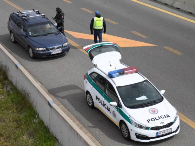 Na hraniciach s Českom pribudnú náhodné policajné kontroly