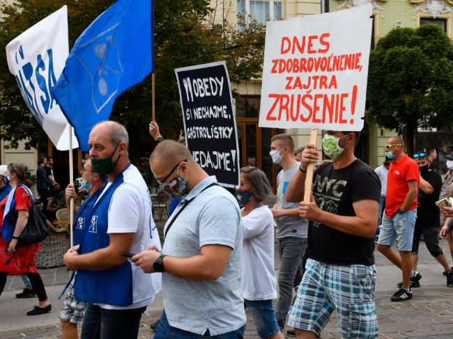 Protestné pochody odborárov za práva všetkých zamestnancov pokračovali v Prešove