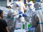 Epidemiologická situácia v SR sa zhoršuje, ohniská vznikli na oslavách a svadbách