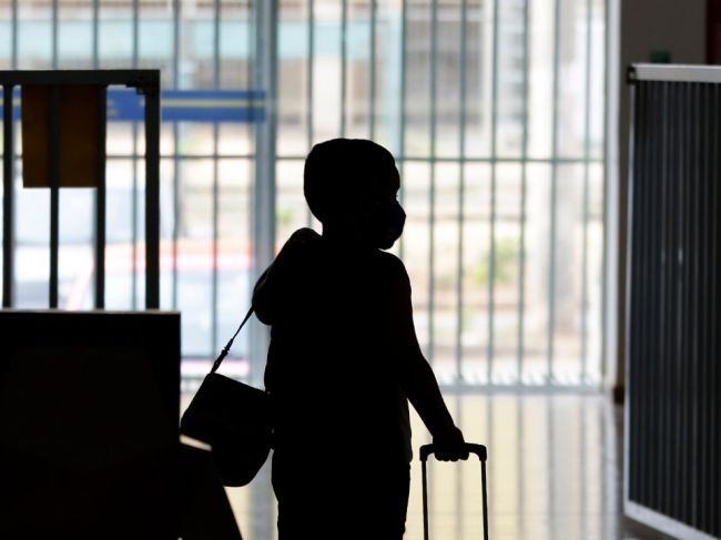 Na bratislavskej základnej škole s materskou školou sa objavil COVID-19