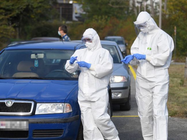 Hygienici riešia výskyt ochorenia COVID-19 u hostí na svadbe, bude zvolaný krízový štáb