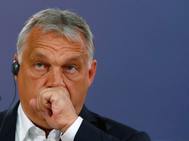 Orbán: Druhá vlna nákazy je mohutná; zatiaľ sú rezervy nemocníc dostatočné