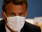 Macron: Je jasné, že Lukašenko musí odstúpiť