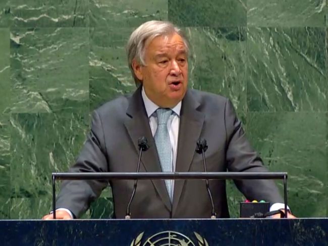 Guterres: Milión úmrtí v dôsledku nového koronavírusu je "bolestivým míľnikom"