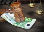 Eurokomisia poukázala na slabiny slovenského súdnictva a boja proti korupcii