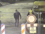 Video: Dvojica vyvádzala na stavenisku, policajti a hasiči neverili vlastným očiam