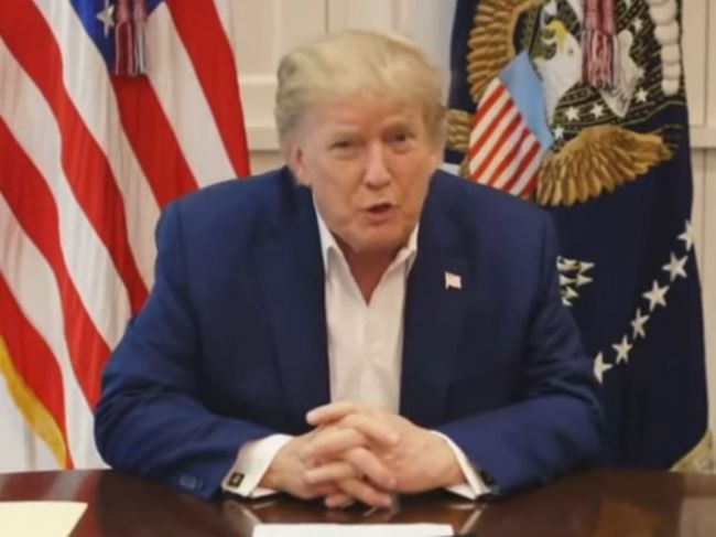Trump vo videu z nemocnice: Cítim oveľa lepšie