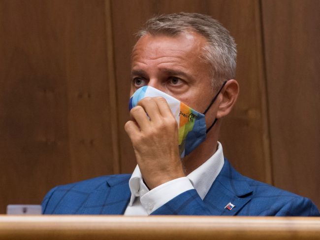 Štát ohrozuje dostupnosť zdravotnej starostlivosti pre dva milióny ľudí, myslí si Raši