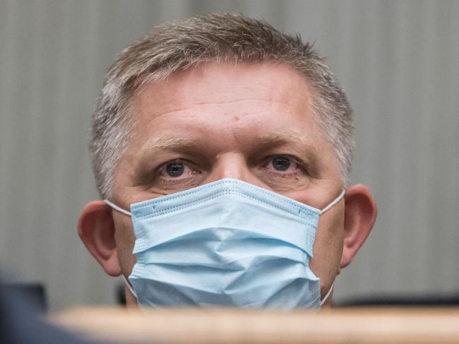 Heger hovorí o otvorení diskusie, plán obnovy podľa Fica neexistuje