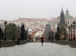 Za štvrtok v Česku zatiaľ pribudlo 5560 nových prípadov koronavírusu