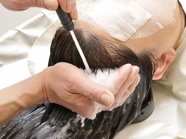 Farbenie vlasov a rakovina: Rizikové sú len tieto druhy, záleží aj na odtieni