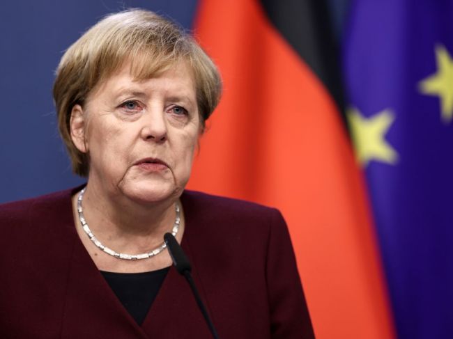 Merkelová pre pandémiu zrušila novembrový summit EÚ o vzťahoch s Čínou