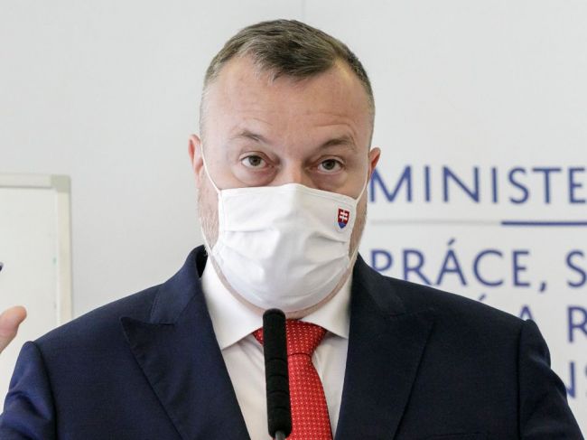 Milan Krajniak avizuje klesanie nezamestnanosti aj v septembri