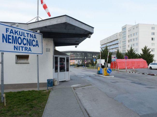 Fakultná nemocnica v Nitre pozastavuje plánované hospitalizácie