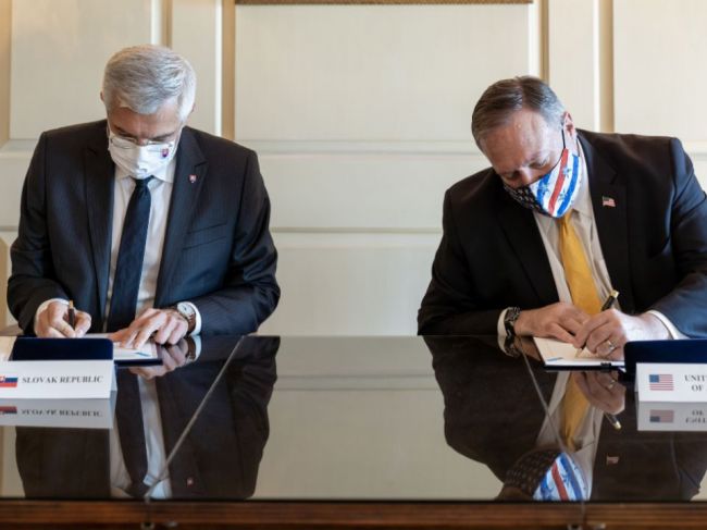 Minister Korčok podpísal spoločné vyhlásenie Slovenska a USA k bezpečnosti sietí 5G