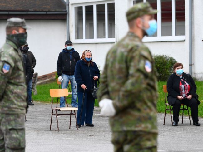 Biskupi odporúčajú ľuďom zúčastniť sa na celoplošnom testovaní