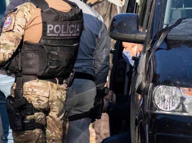 Dvojicu zadržaných v rámci akcií Terra a Zemepán zobrala sudkyňa ŠTS do väzby