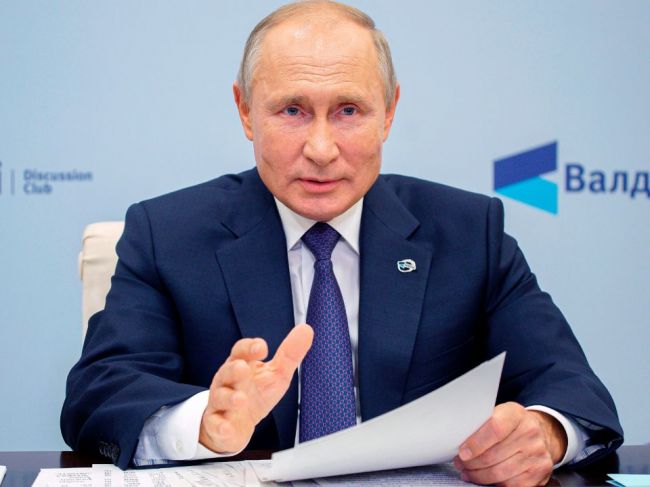 Putin: Rusko je pripravené nerozmiestniť rakety v európskej časti Ruska
