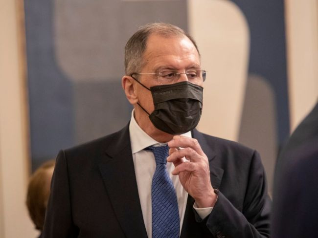 Šéf ruskej diplomacie Sergej Lavrov je v karanténe