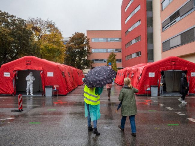 Na Slovensku sa začína celoplošné testovanie na COVID-19 ...